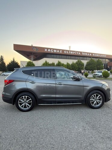 Hyundai Santa Fe-5