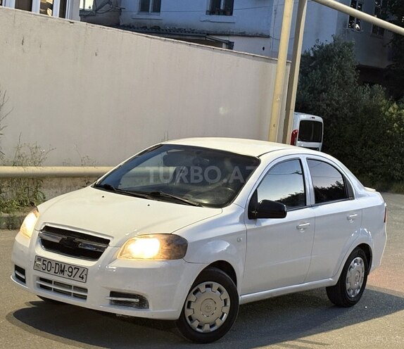 Chevrolet Aveo-8