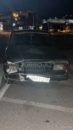 LADA (VAZ) 2107-1