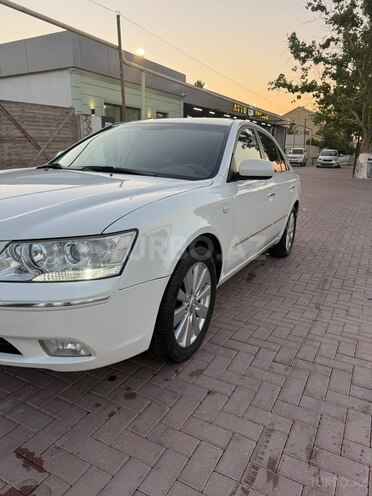 Hyundai Sonata-5