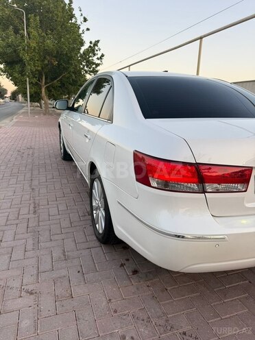 Hyundai Sonata-6