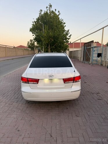 Hyundai Sonata-8