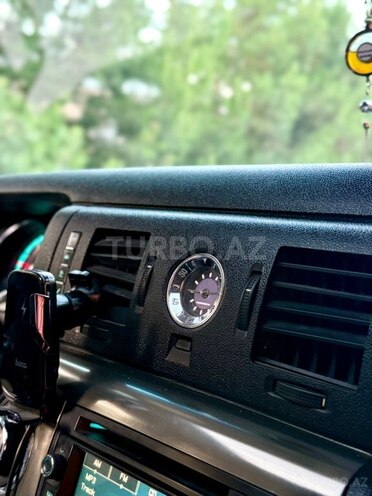 Hummer H2-14