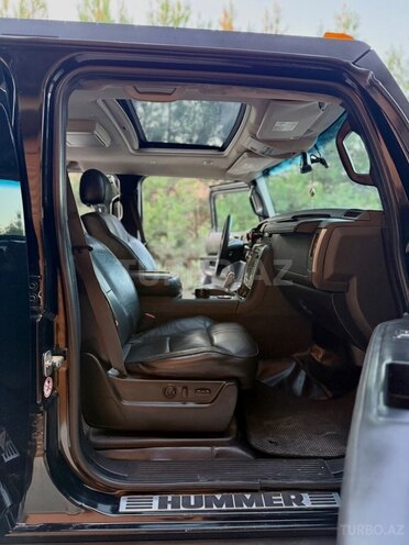 Hummer H2-11