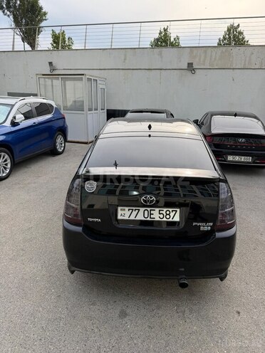 Toyota Prius-10