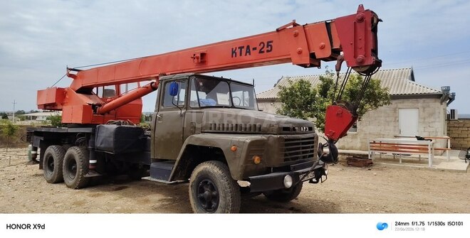KrAZ 250-4