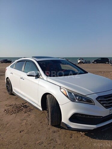 Hyundai Sonata-5