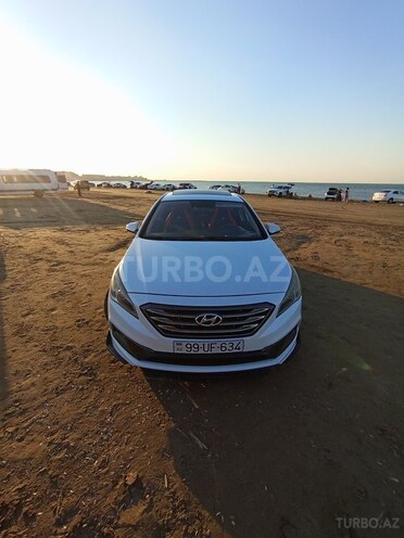 Hyundai Sonata-2