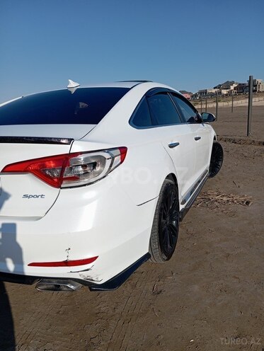 Hyundai Sonata-9