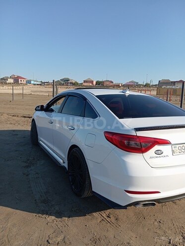 Hyundai Sonata-3