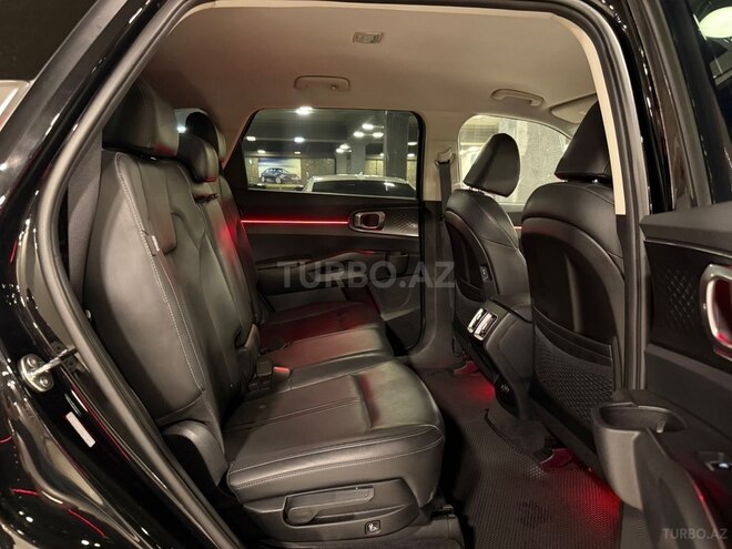 Kia Sorento-13