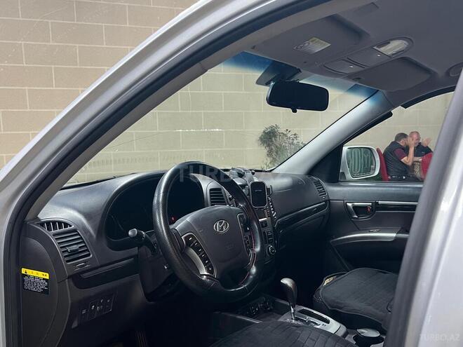 Hyundai Santa Fe-6