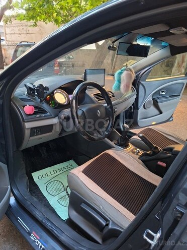 Renault Megane-5