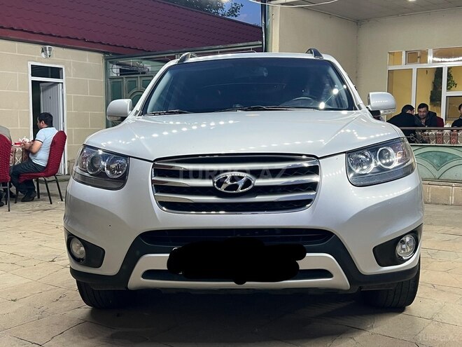 Hyundai Santa Fe-1