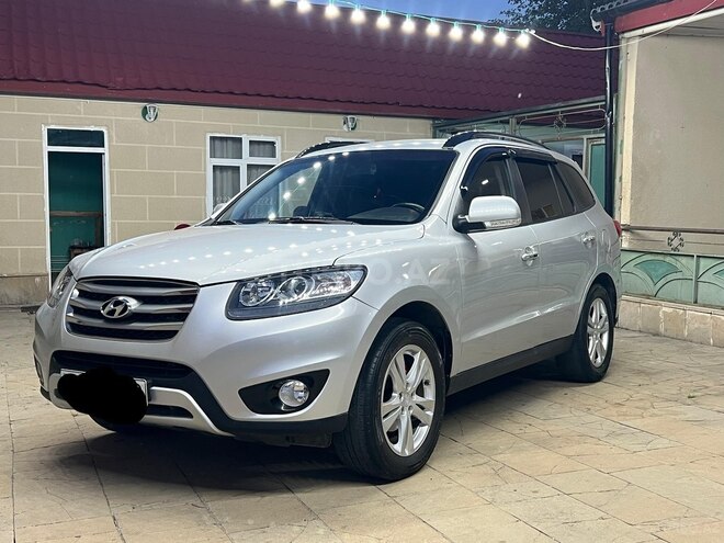 Hyundai Santa Fe-3