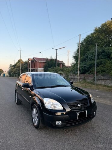 Kia Rio-2