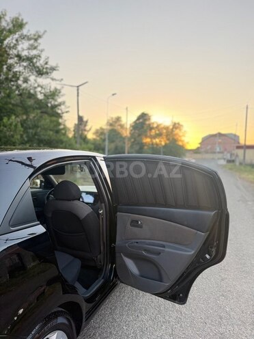 Kia Rio-11
