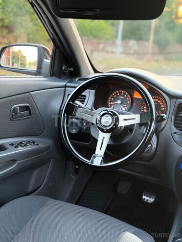 Kia Rio-10