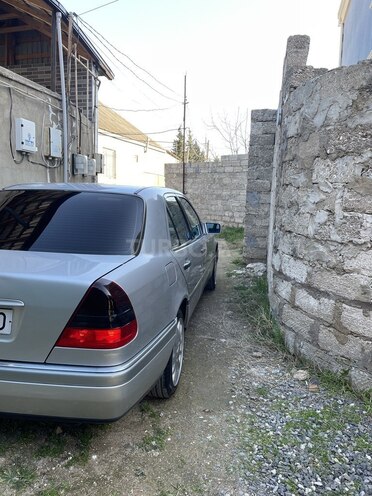 Mercedes C 200-9