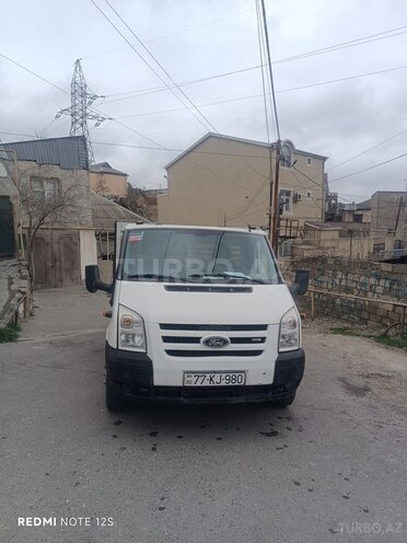 Ford Transit-1
