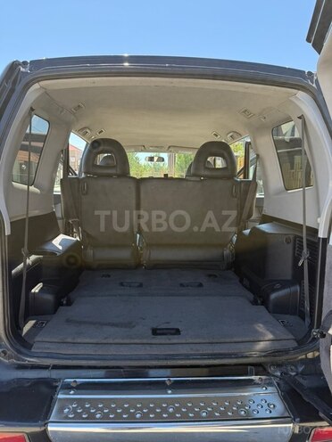Mitsubishi Pajero-10