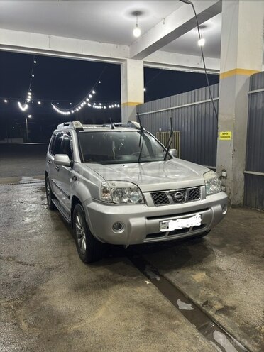 Nissan X-Trail-1