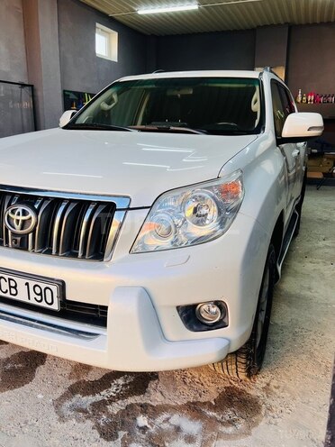 Toyota Land Cruiser Prado-2