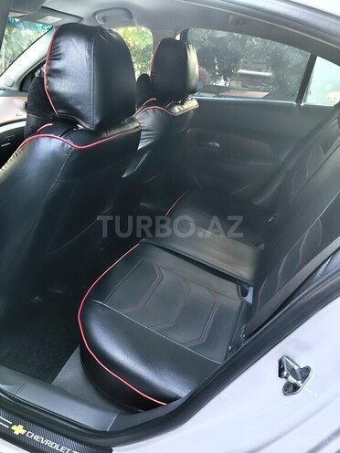 Chevrolet Cruze-7