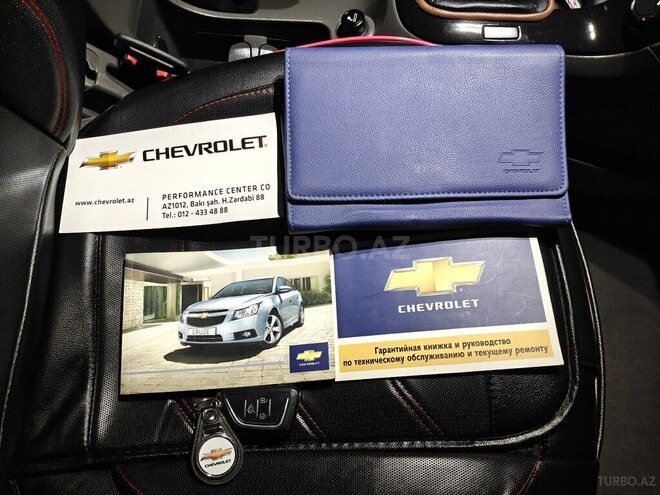 Chevrolet Cruze-12