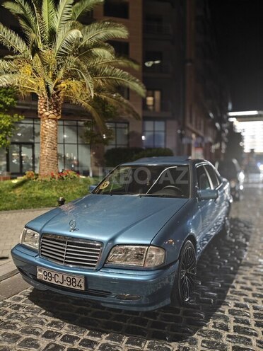 Mercedes C 180-4