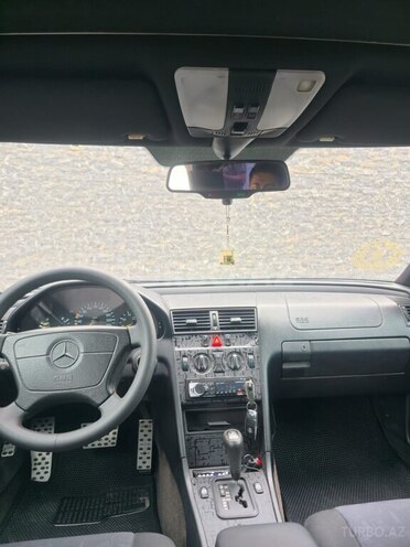 Mercedes C 180-8