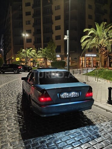 Mercedes C 180-7