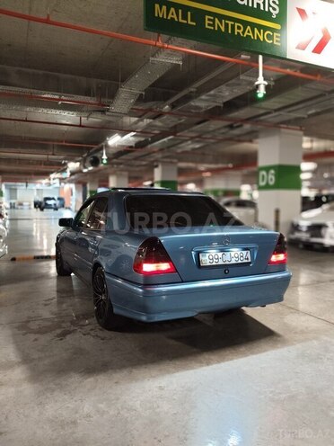 Mercedes C 180-17