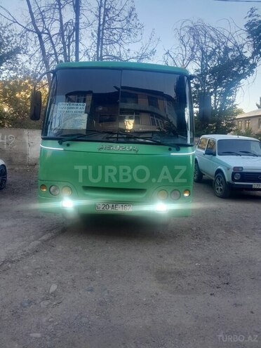 Isuzu Bogdan-15