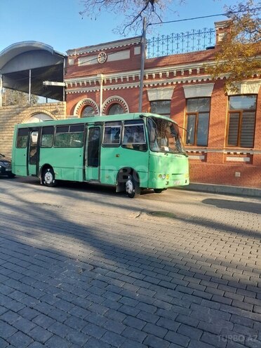 Isuzu Bogdan-14