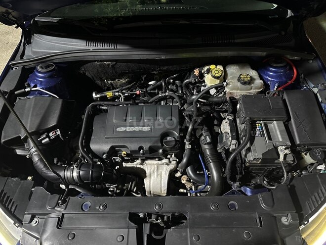 Chevrolet Cruze-6