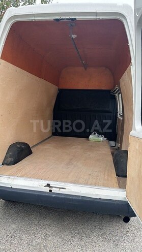 Ford Transit-7