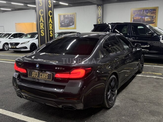 BMW 530e-20