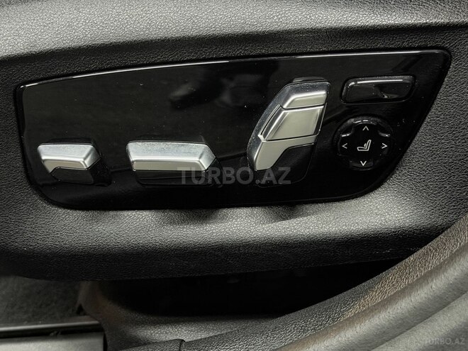 BMW 530e-15