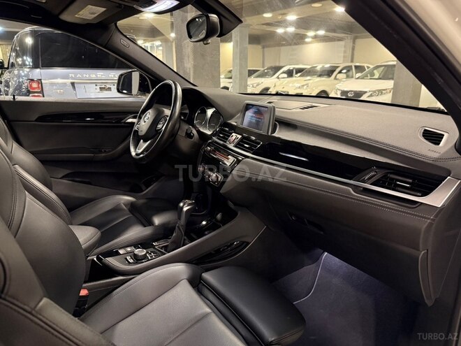 BMW X2-12