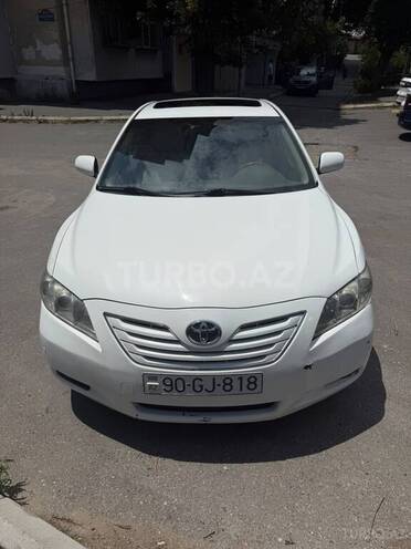 Toyota Camry-1