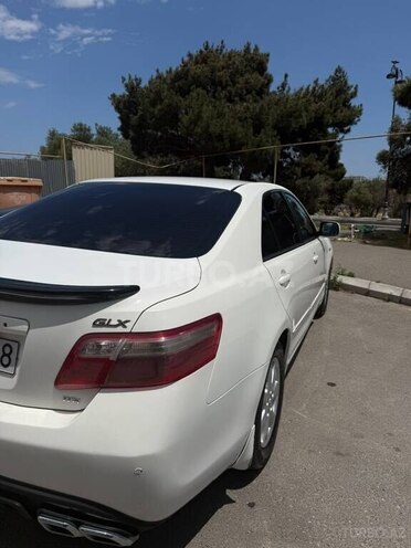 Toyota Camry-5