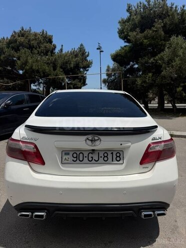 Toyota Camry-6