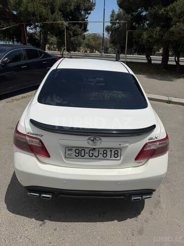 Toyota Camry-7