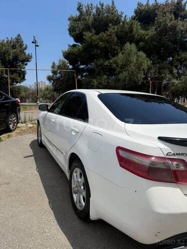 Toyota Camry-8