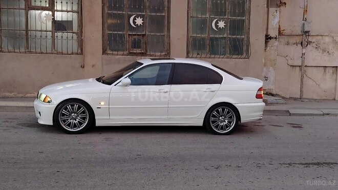 BMW 325-8