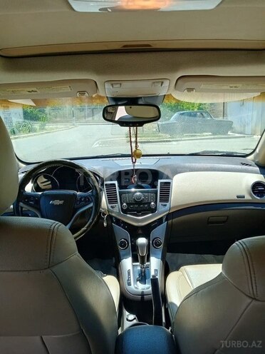 Chevrolet Cruze-3