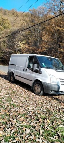 Ford Transit-2
