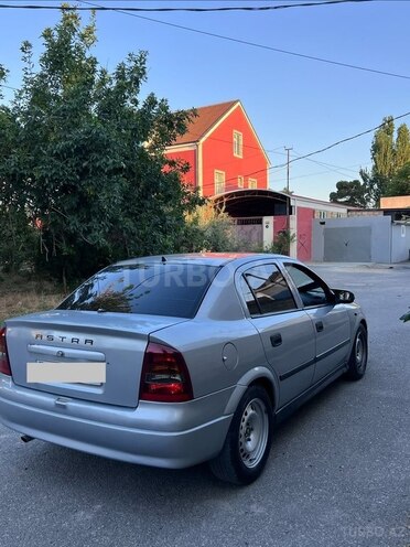 Opel Astra-9