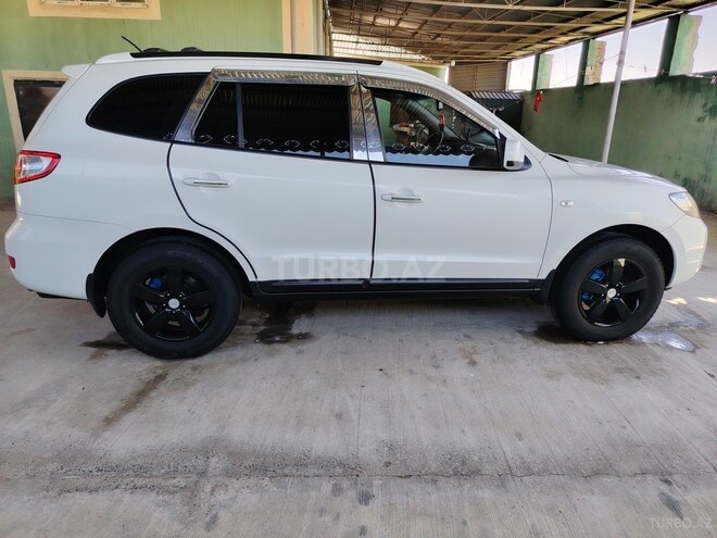 Hyundai Santa Fe-4